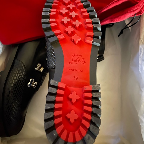 SOLD! Christian Louboutin Horse Guarda Black Ankle Boots w/Chain 39 IT - Picture 4 of 16